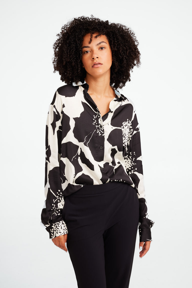 Avine printed shine viscose blouse | Black