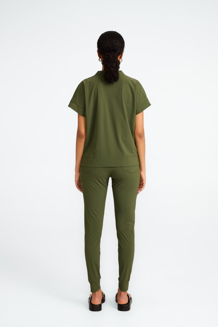 Lucca strech technical jersey top | Oliva green